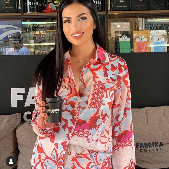 Zara printed shirt with scarf - Picture 4 of 16